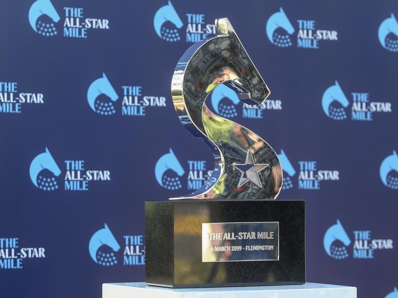Gallops Mile All Star Mile trophy | Just Horse Racing