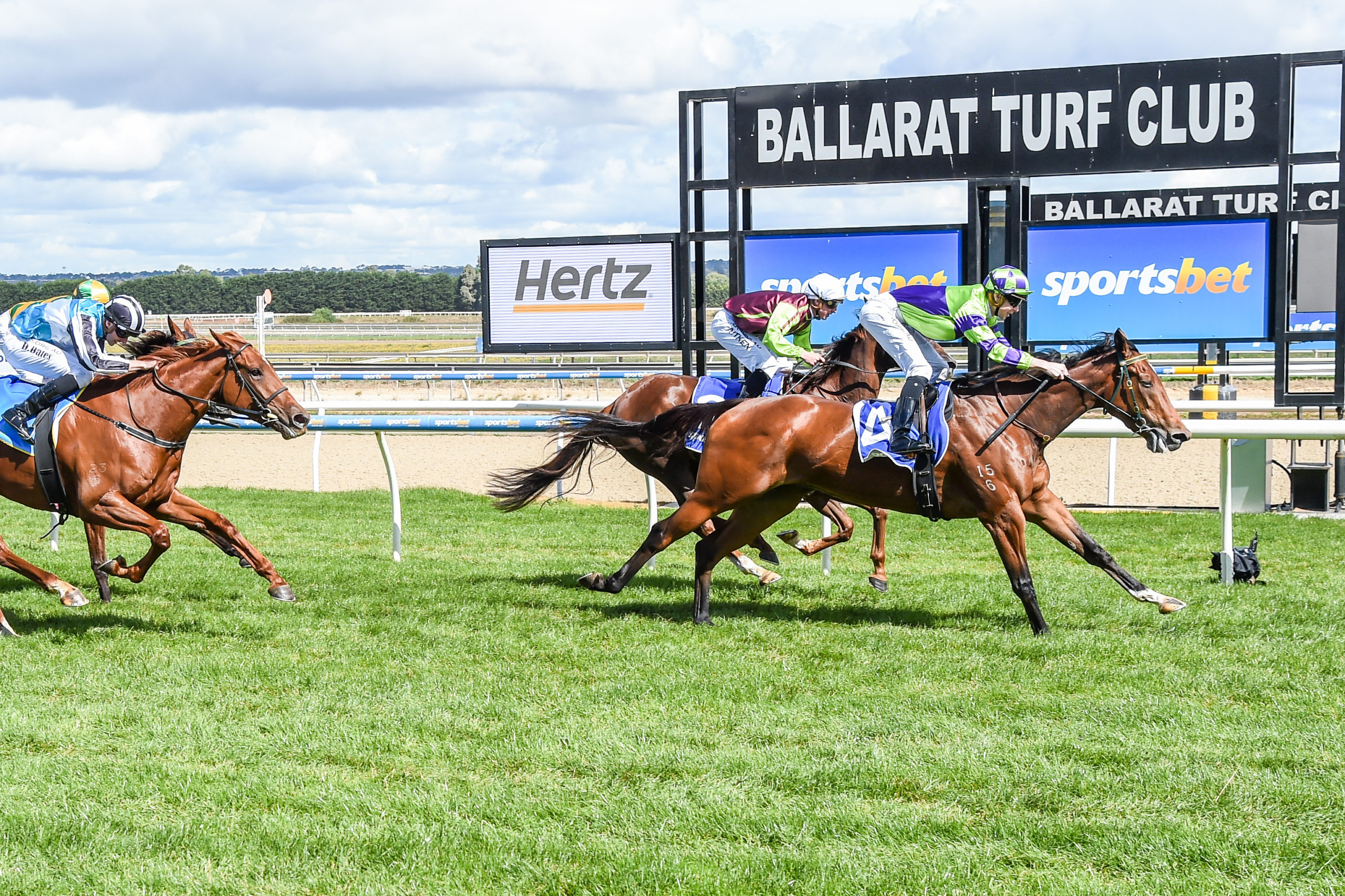 Racing to benefit rec reserve - Ballarat Times