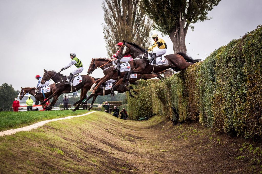 Gran Pardubicka Taxis jump | Just Horse Racing