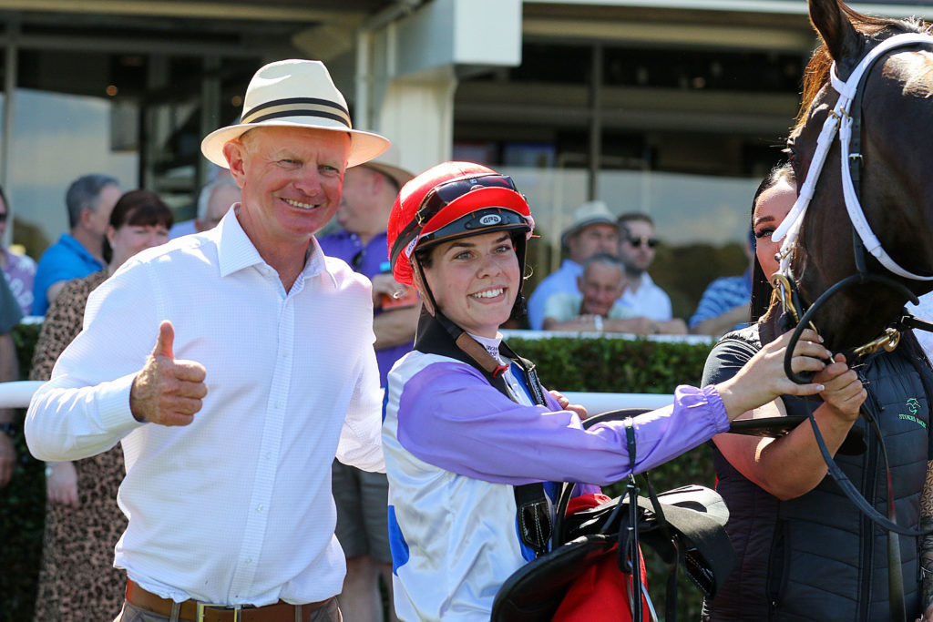 Savannah Cloud,Madison Lloyd & Phillip Stokes_26-12-2022_WIN_Sandown_6__849 | Just Horse Racing