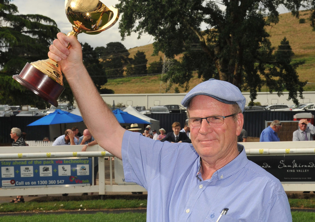race8-GrandDreamer-SmerdonRobert-251117-1032 | Just Horse Racing
